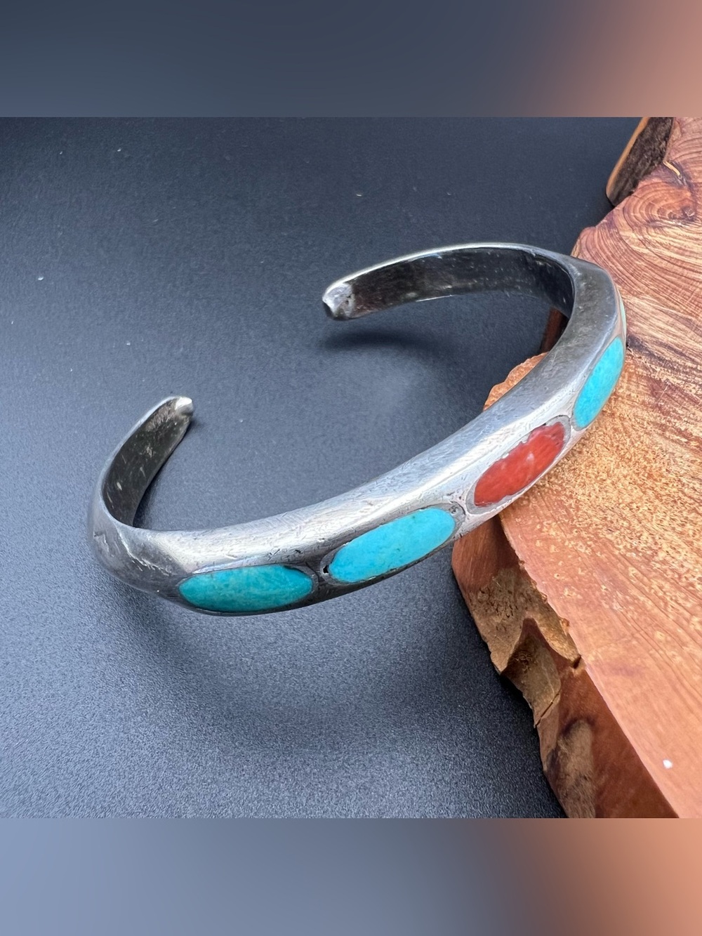 Native American Vintage Inlay Cuff - Picture 5 of 11